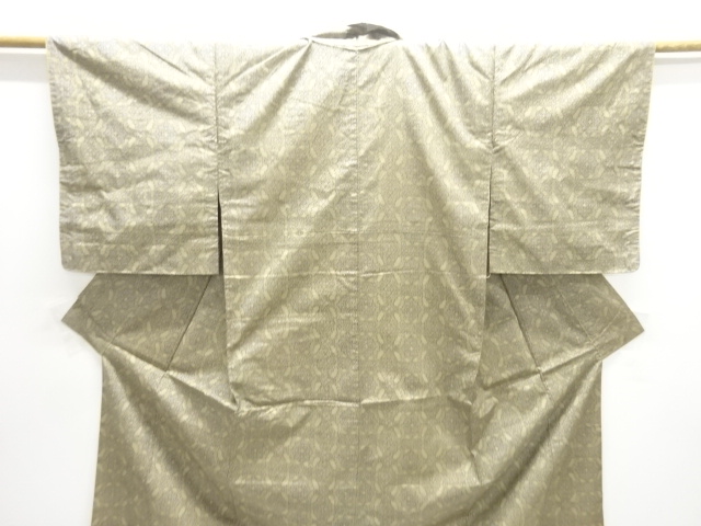  華紋模様織り出し西陣お召着物